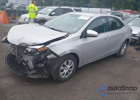 2015 Toyota Corolla L z USA, uszkodzony, nr VIN 2T1BURHE5FC275413